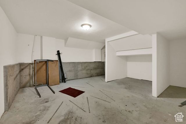 5875 S 3750 W, Roy, UT 84067