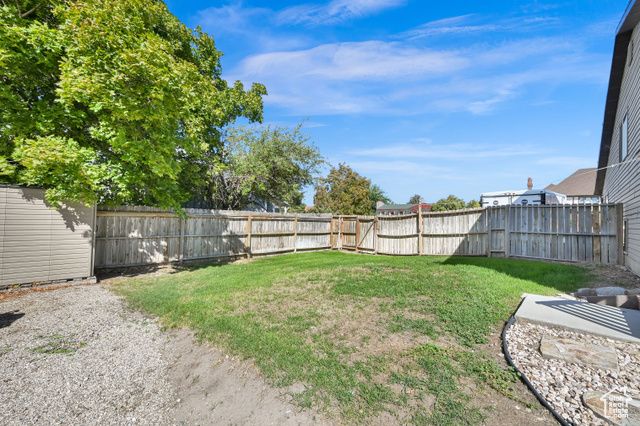 5875 S 3750 W, Roy, UT 84067