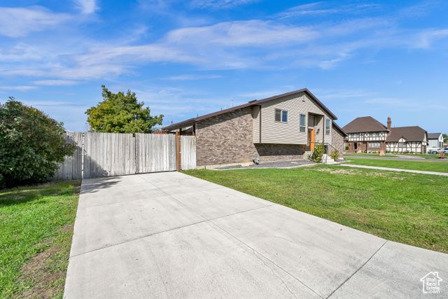 5875 S 3750 W, Roy, UT 84067