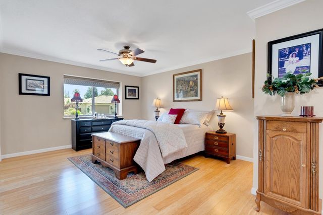 8117 Shangrila Dr, Fair Oaks, CA 95628
