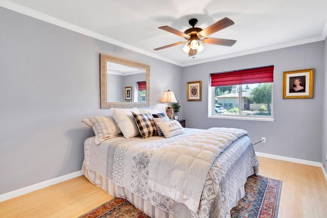 8117 Shangrila Dr, Fair Oaks, CA 95628