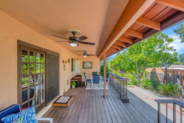 8117 Shangrila Dr, Fair Oaks, CA 95628