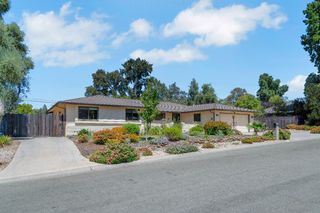 8117 Shangrila Dr, Fair Oaks, CA 95628