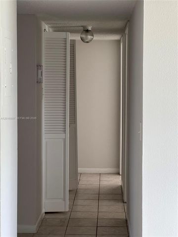 410 SE 2nd Avenue 21, Deerfield Beach, FL 33441