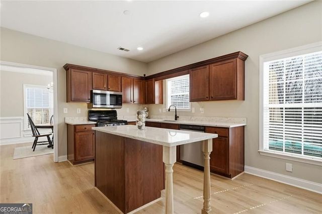 6459 Millstone Cove Drive, Flowery Branch, GA 30542