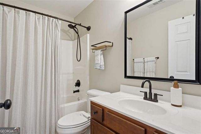 6459 Millstone Cove Drive, Flowery Branch, GA 30542