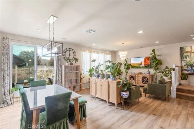 27993 Calle Casera Northwest 158, Temecula, CA 92592