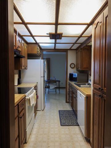 801 Hickory, Mena, AR 71953