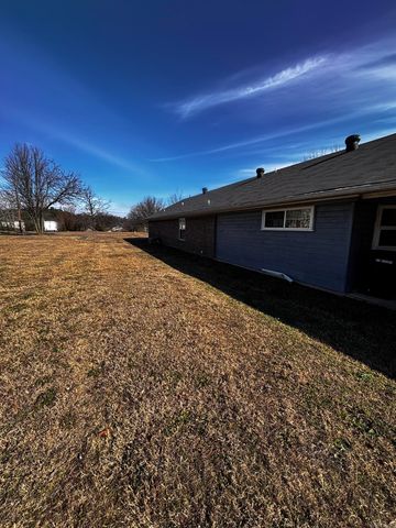 801 Hickory, Mena, AR 71953