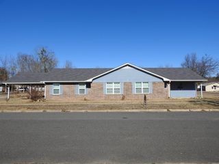 801 Hickory, Mena, AR 71953