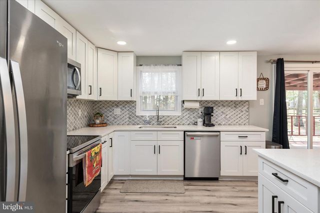 3023 HUNTINGTON CIR, Waldorf, MD 20602