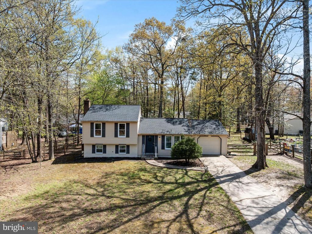 3023 HUNTINGTON CIR, Waldorf, MD 20602