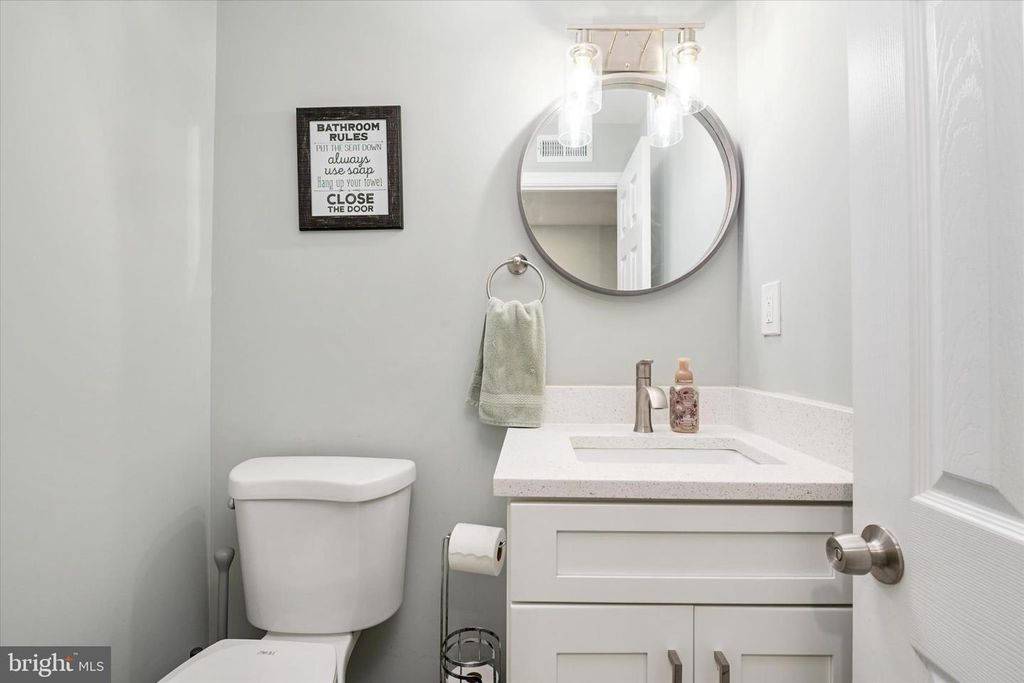 Image 24 of property listing at 3023 HUNTINGTON CIR, Waldorf, MD 20602
