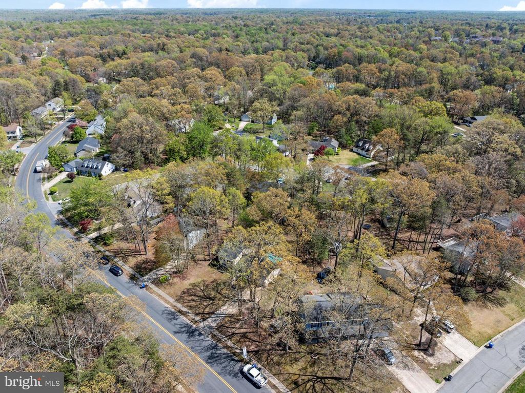 Image 35 of property listing at 3023 HUNTINGTON CIR, Waldorf, MD 20602