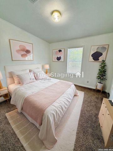 254 Kens Rd, Lakehills, TX 78063
