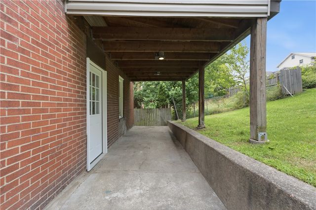 905 Rebecca, Port Vue, PA 15133
