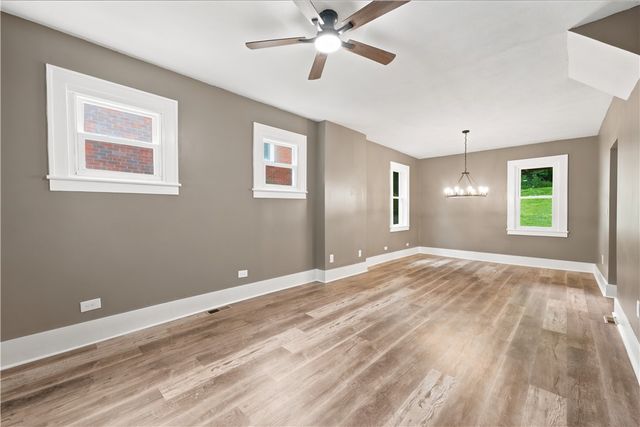 905 Rebecca, Port Vue, PA 15133