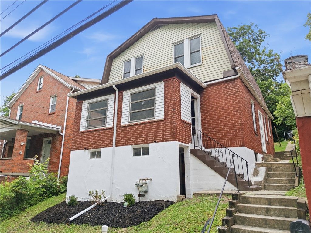 905 Rebecca, Port Vue, PA 15133