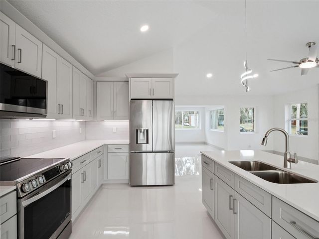 28055 LEUTY ROAD, Okahumpka, FL 34762