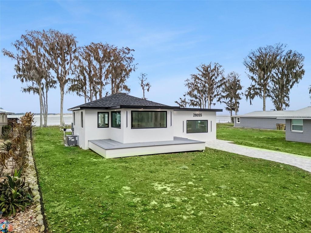 Image 27 of property listing at 28055 LEUTY ROAD, Okahumpka, FL 34762