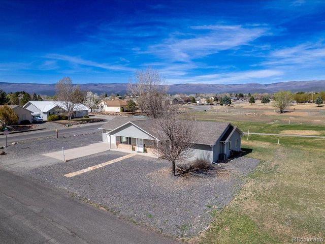 404 Birdie Cir, Cedaredge, CO 81413