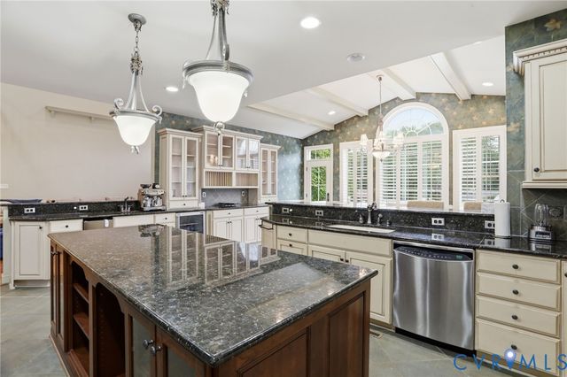 11811 Thomas Mill Dr, Henrico, VA 23059