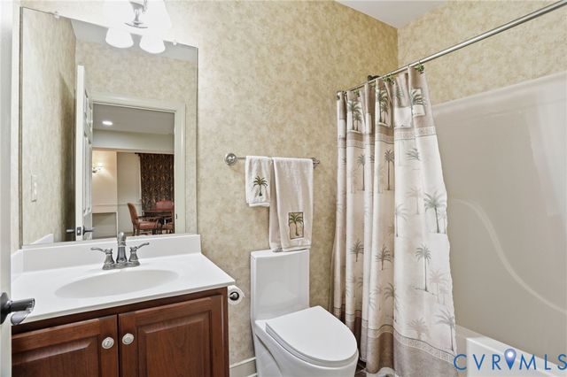 11811 Thomas Mill Dr, Henrico, VA 23059