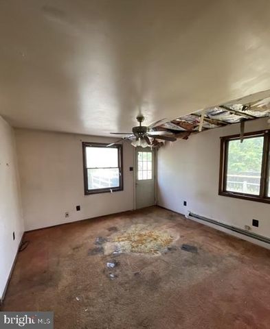 5 PERENNIAL LANE, Willingboro, NJ 08046