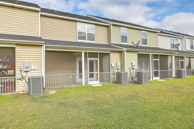 270 Swallowtail Lane, Goose Creek, SC 29445