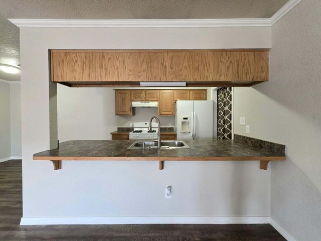 2226 N Elm Street, Miami, OK 74354