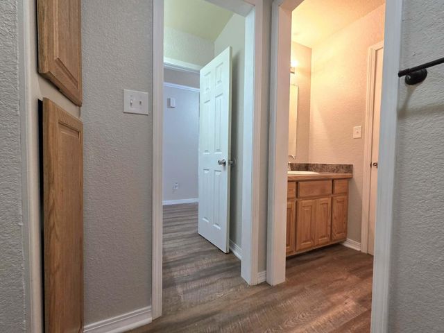 2226 N Elm Street, Miami, OK 74354