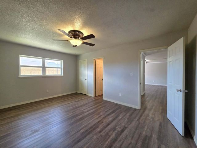 2226 N Elm Street, Miami, OK 74354