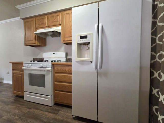 2226 N Elm Street, Miami, OK 74354