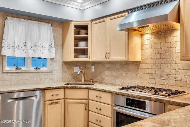 26 N Westfield Road, Howell, NJ 07731