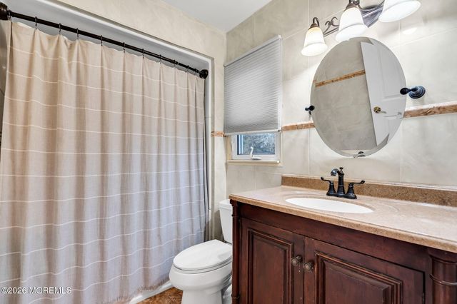 26 N Westfield Road, Howell, NJ 07731