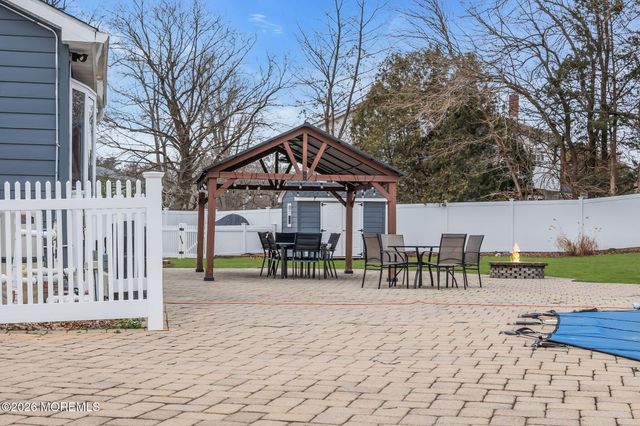 26 N Westfield Road, Howell, NJ 07731