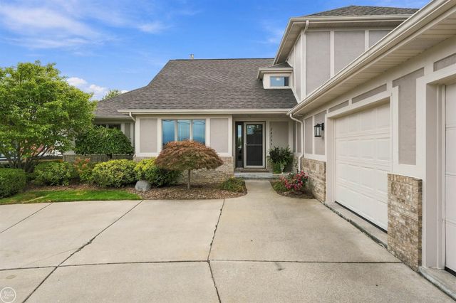 38744 Venetian Drive, Harrison Twp, MI 48045