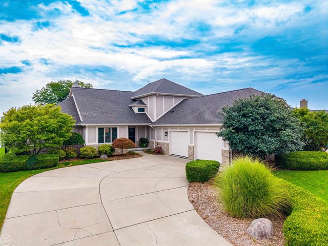 38744 Venetian Drive, Harrison Twp, MI 48045