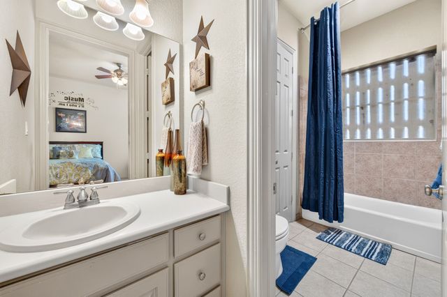 3833 Eagles Nest Trail, Burleson, TX 76028