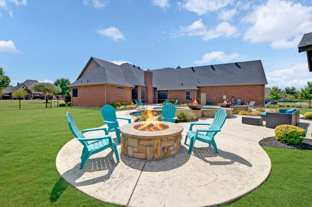 3833 Eagles Nest Trail, Burleson, TX 76028