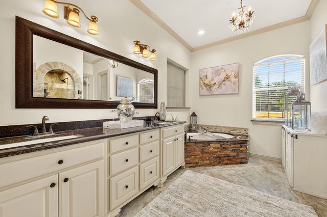 3833 Eagles Nest Trail, Burleson, TX 76028