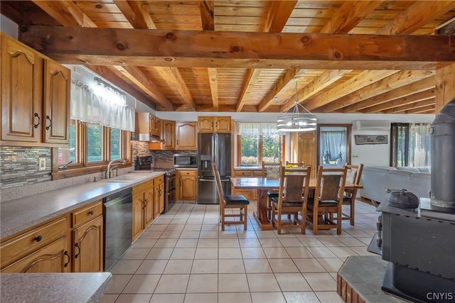 123 County Route 8, Granby, NY 13069