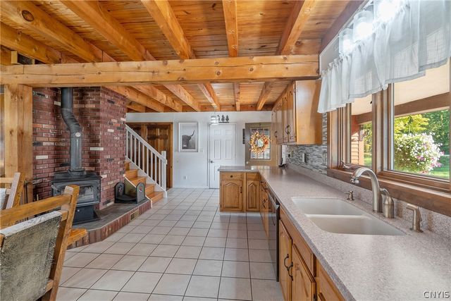 123 County Route 8, Granby, NY 13069