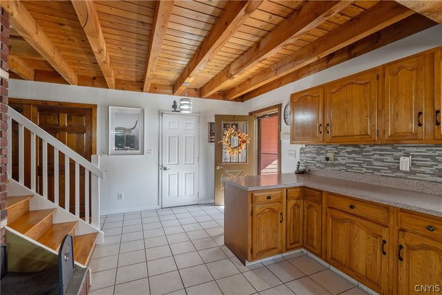 123 County Route 8, Granby, NY 13069
