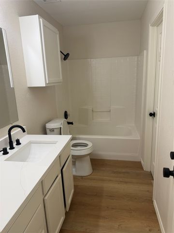 4707 Bernal Drive, Dallas, TX 75212