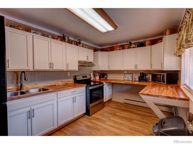 909 Riverside Drive, Estes Park, CO 80517