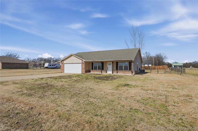 408 NW 8th Street, Wagoner, OK 74467