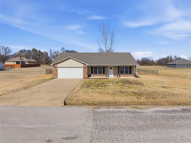 408 NW 8th Street, Wagoner, OK 74467