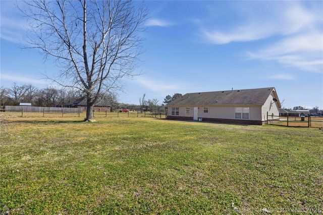 408 NW 8th Street, Wagoner, OK 74467