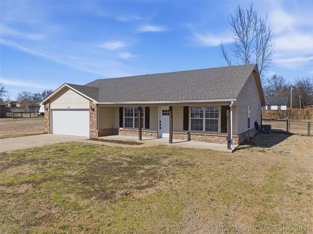 408 NW 8th Street, Wagoner, OK 74467